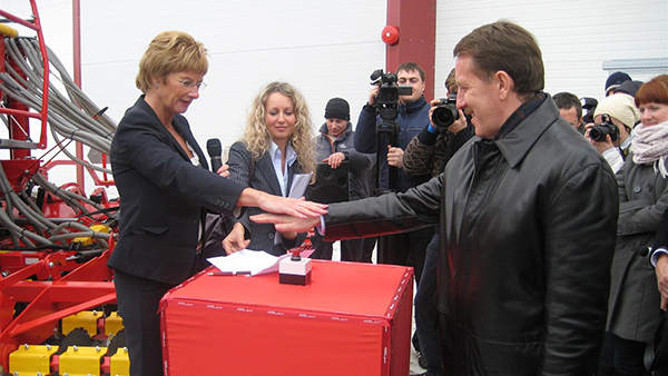 Christina Stark at the opening of the operations in Linski