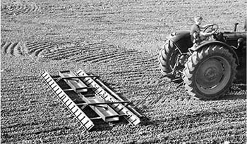 Christer stark on tractor