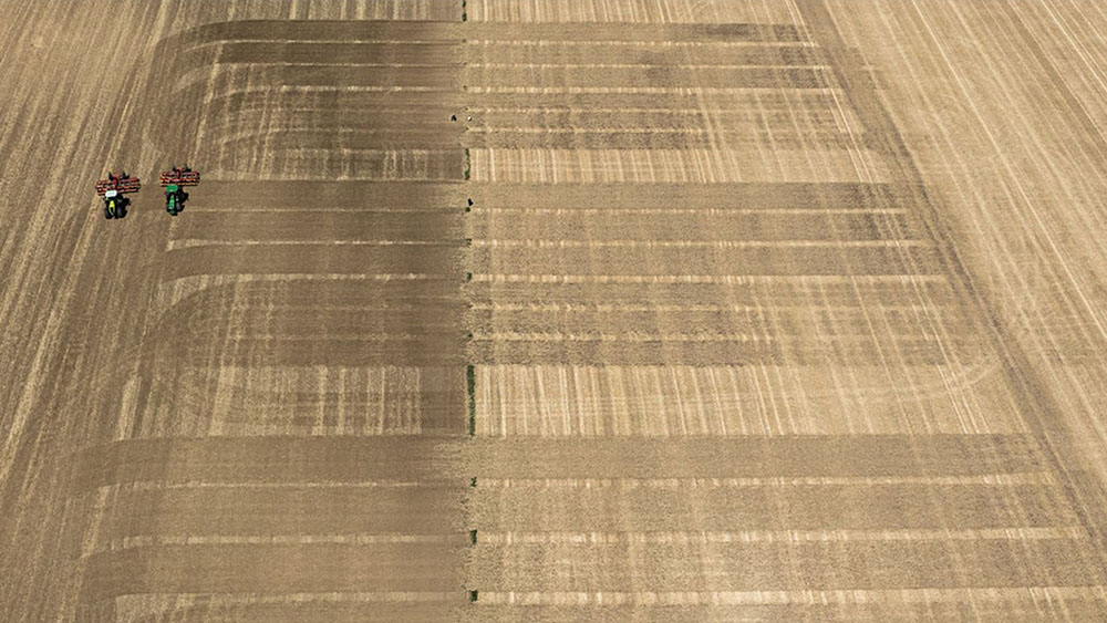 Aerial photo of a Väderstad Carrier XL working the field during a field study