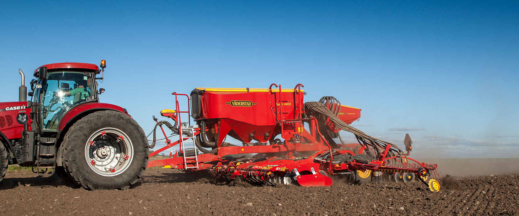 Väderstad seed drill Spirit 600S in field