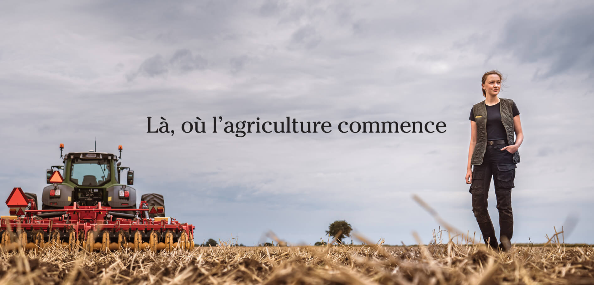 Agriculteur vérifie le résultat du CrossCutter Disc