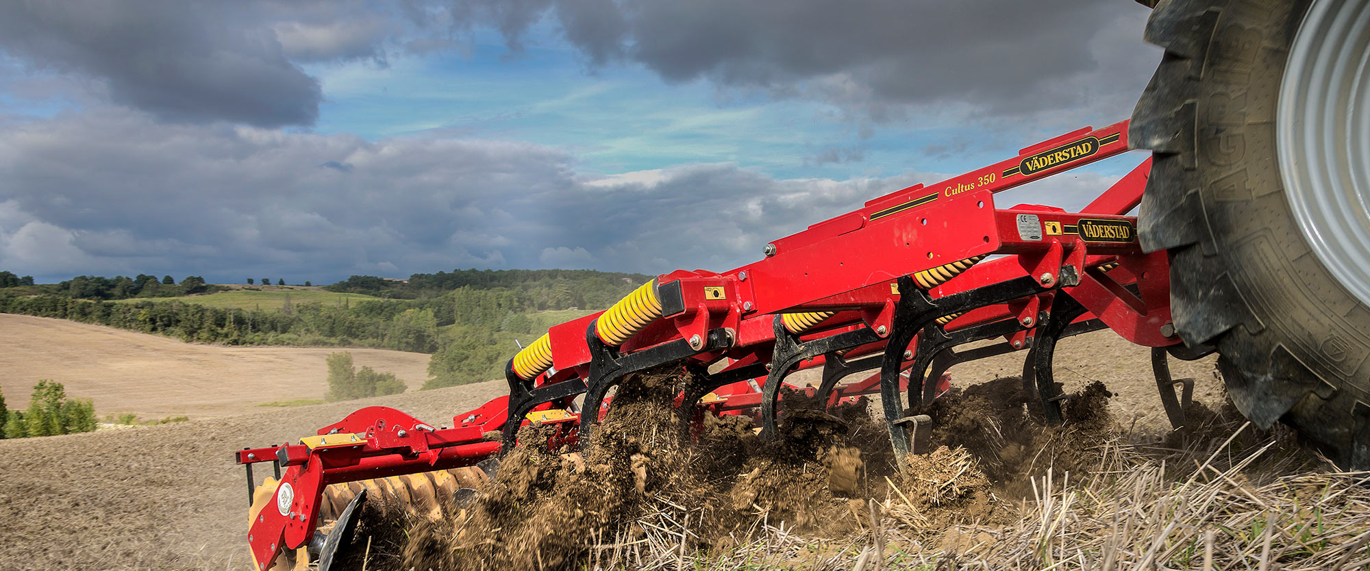 Väderstad cultus 350 in field