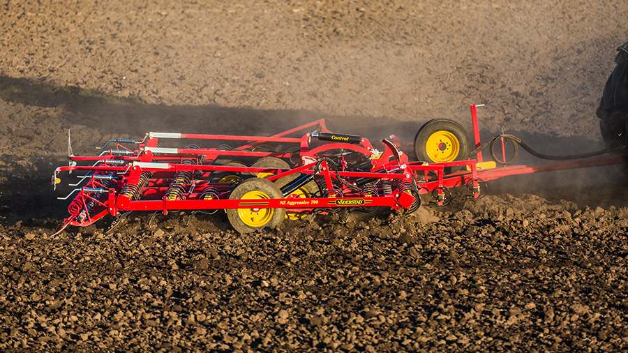 NZ Aggressive 700 en terreno