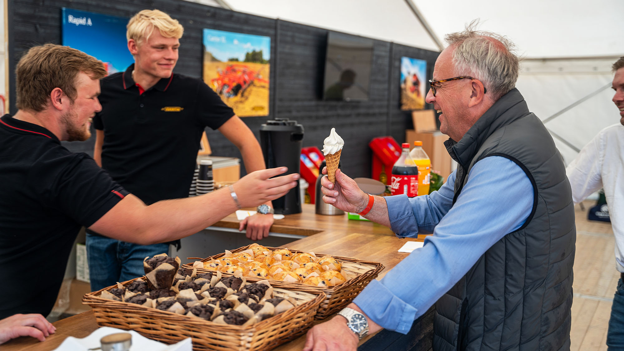 Väderstad serverade fika