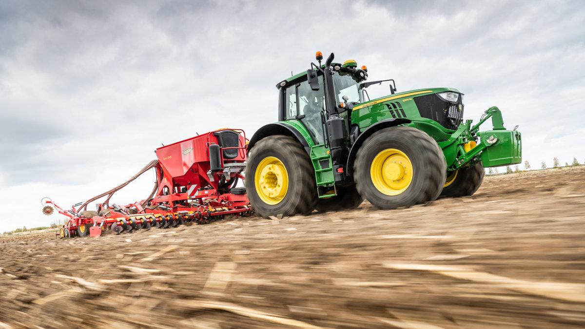 Vaderstad drill and tractor